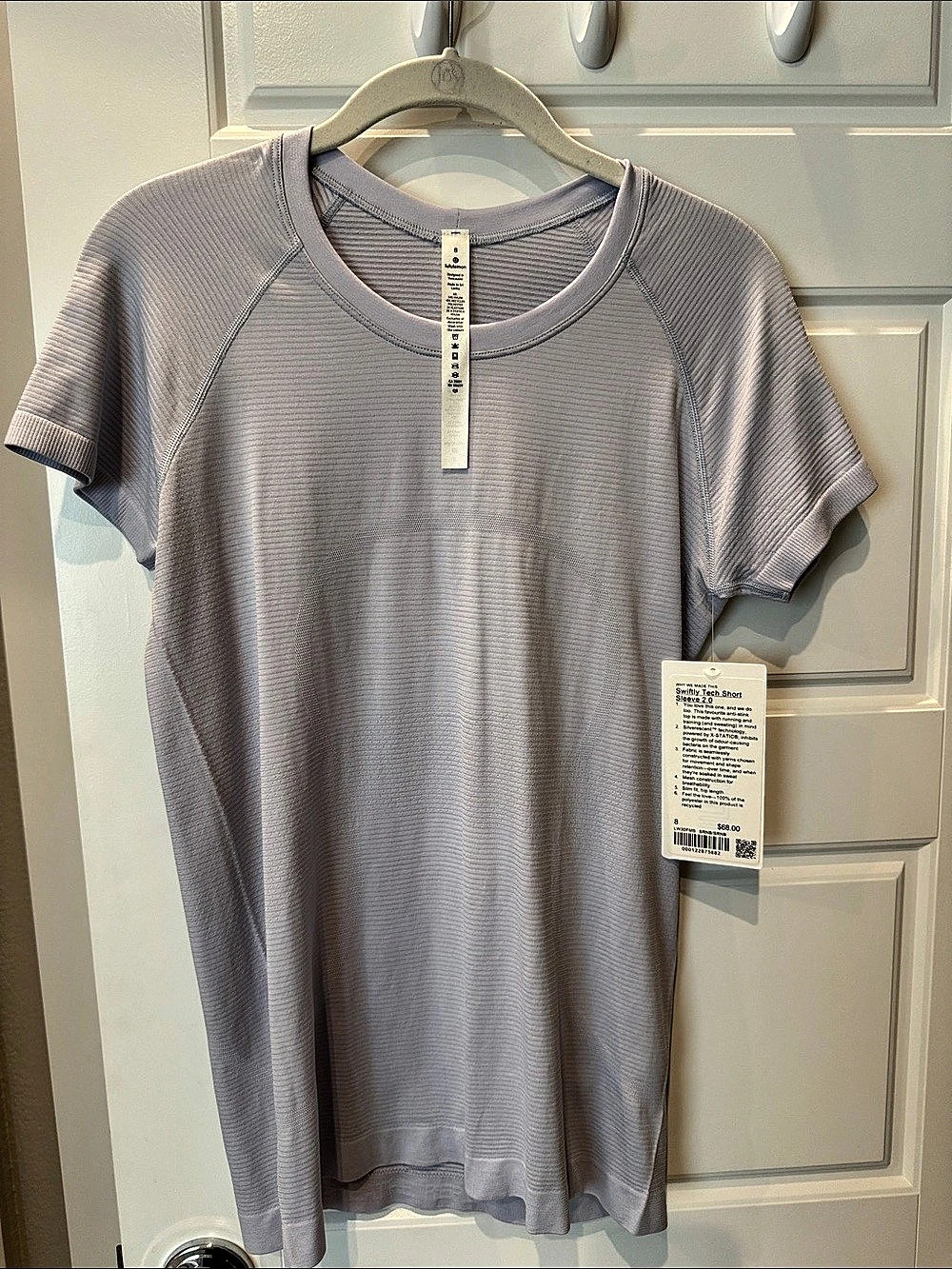 lululemon Swiftly Tech Short Sleeve 2.0 in Purple -Size 8